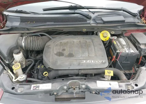 2013 Chrysler Town & Country Touring from USA, damaged, VIN 2C4RC1BG8DR744360